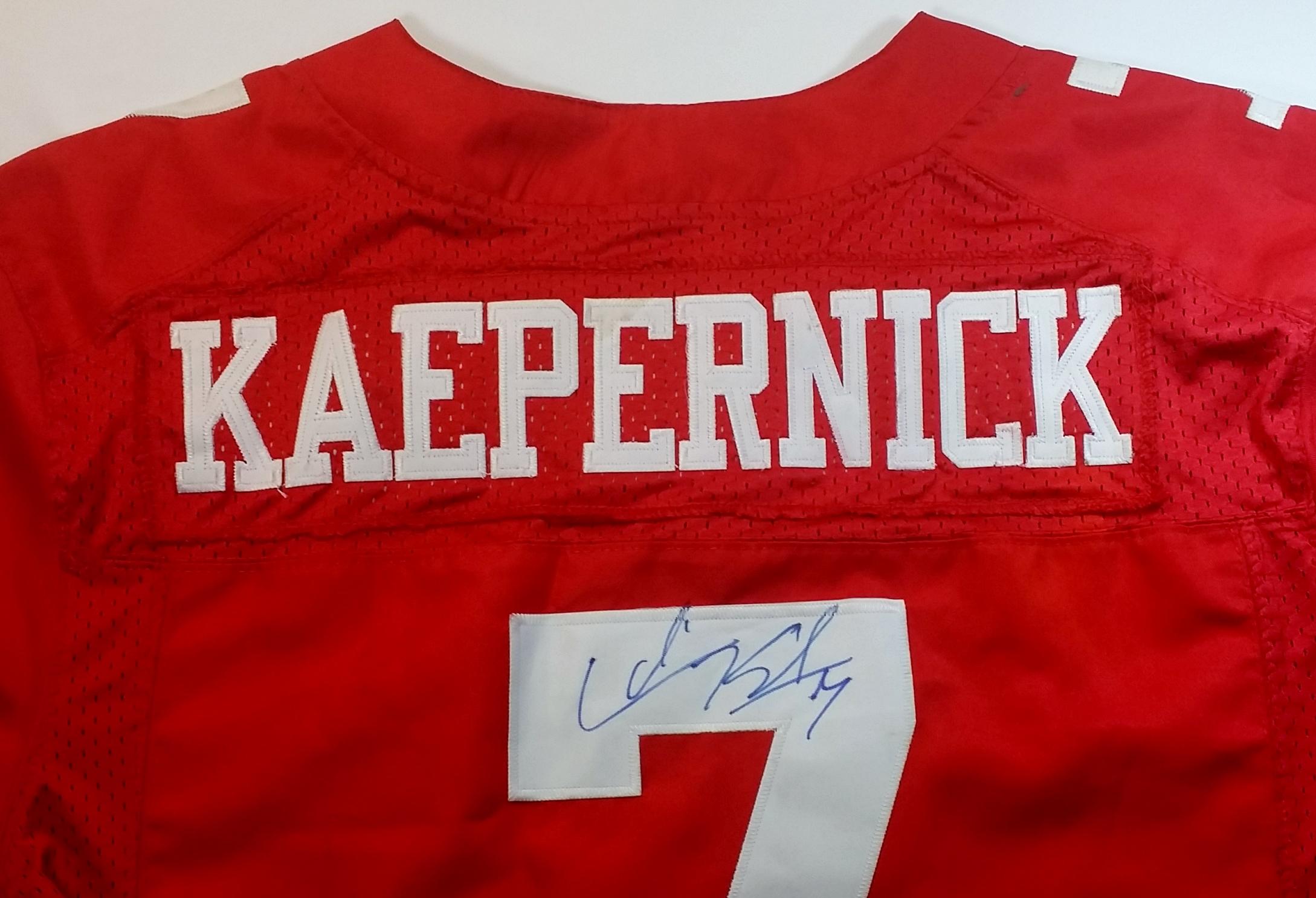 Colin Kaepernick SIGNED 49ers Jersey