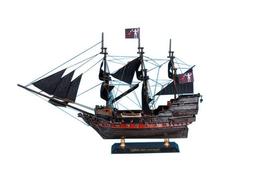 Blackbeards Queen Annes Revenge Limited Model Pirate Ship 15in.