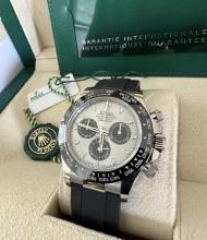 New Rolex 18k White Gold Daytona on Oysterflex Comes with Box & papers