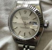 Used Ladies 26mm Oysteperpetual Rolex Comes with Box & Papers