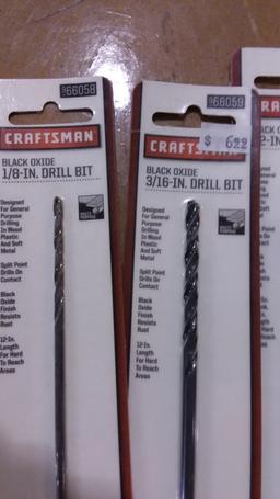 12 Assorted Drill Bits