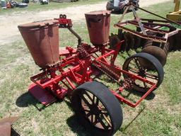 Massey Ferguson 2 Row Planter no Fertilizer