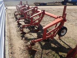 Hilling Plow w/Middle Busters, 4 Row 48"