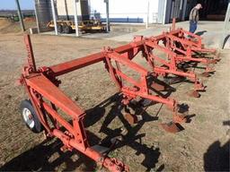 Hilling Plow w/Middle Busters, 4 Row 48"