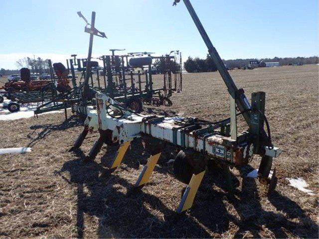 KMC 5 Row 30' Ripper/ Bedder w/Parrellel Linkage