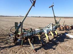 KMC 5 Row 30' Ripper/ Bedder w/Parrellel Linkage