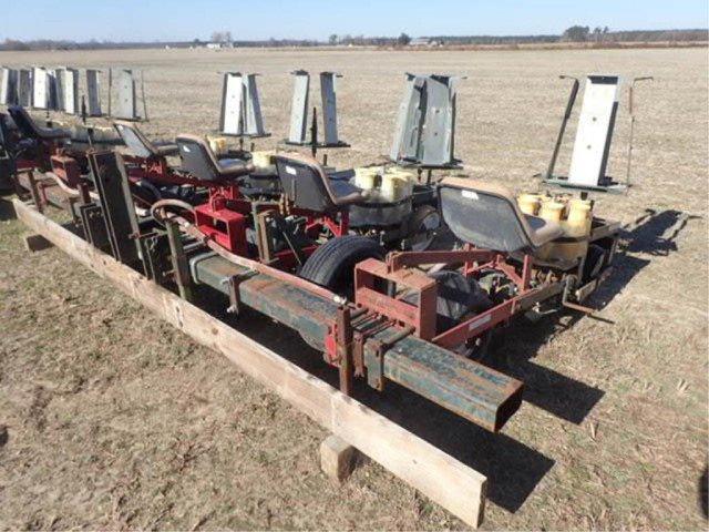 Holland Carousel 4 Row 48" Transplanter