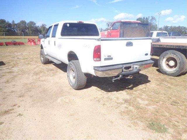 2005 Ford F250 XLT Truck