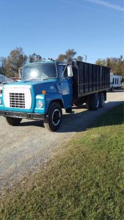 75 Ford Dump Truck