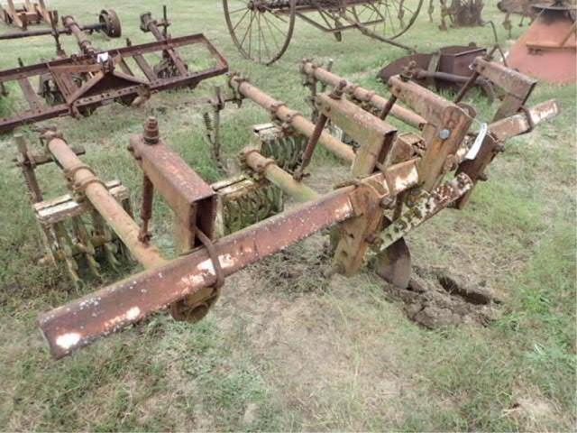 Lilliston 2 Row Rolling Cultivator