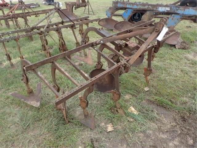 2 Row Pittsburg Cultivator