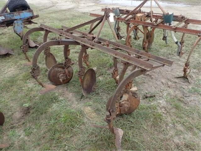2 Row Pittsburg Cultivator