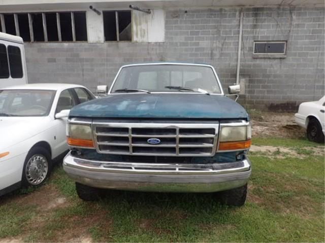 1993 Ford F150 XLT Club Cab Truck