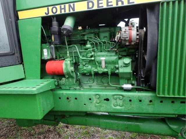 John Deere 4450 cab w/ AC  4wd Tractor