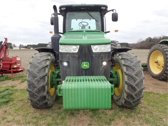 John Deere 8260R 4x4 Tractor