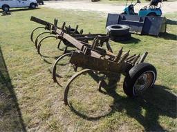 Chisel Plow 9 Tines & Gauge Wheels