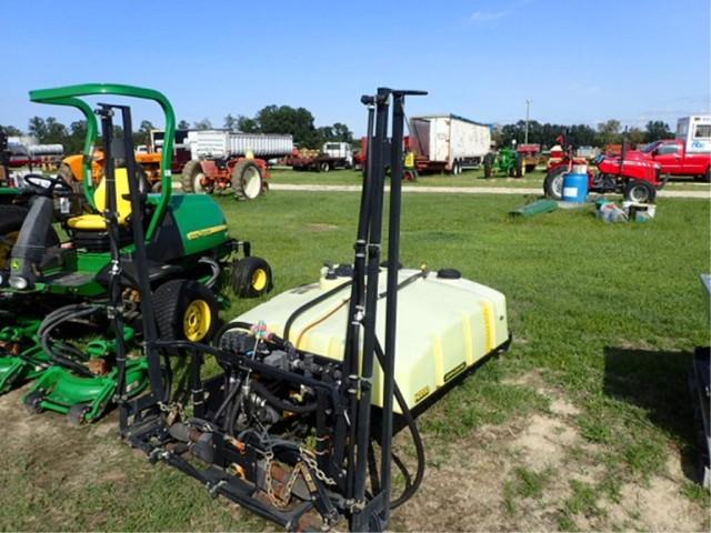 John Deere HD200 Sprayer 16 Ft.