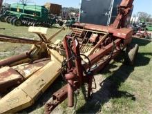 Pull Type Hew Holland 782 Silage Cutter