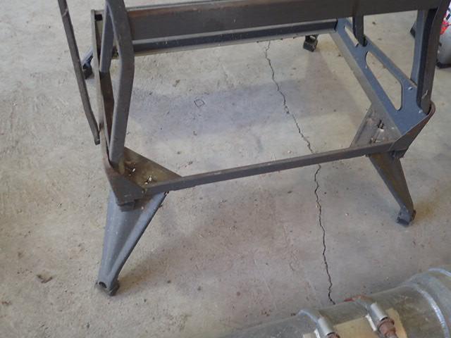 Adjustable Work Bench