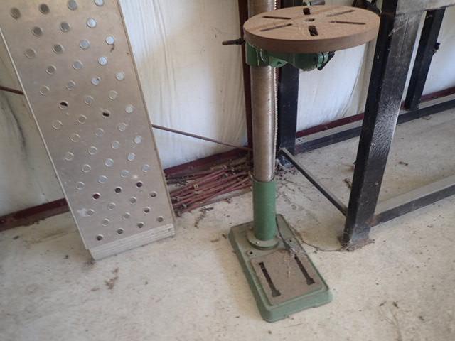 Tool Exchange 16-Speed Drill Press
