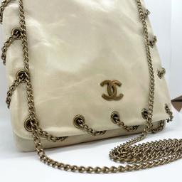 Authentic Chanel Crossbody Bag Pearlescent Winter White Chain Wrap 3-way