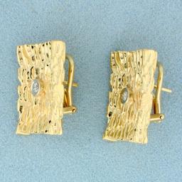 Wood Grain Design Diamond Earrings In 14k Yellow Gold
