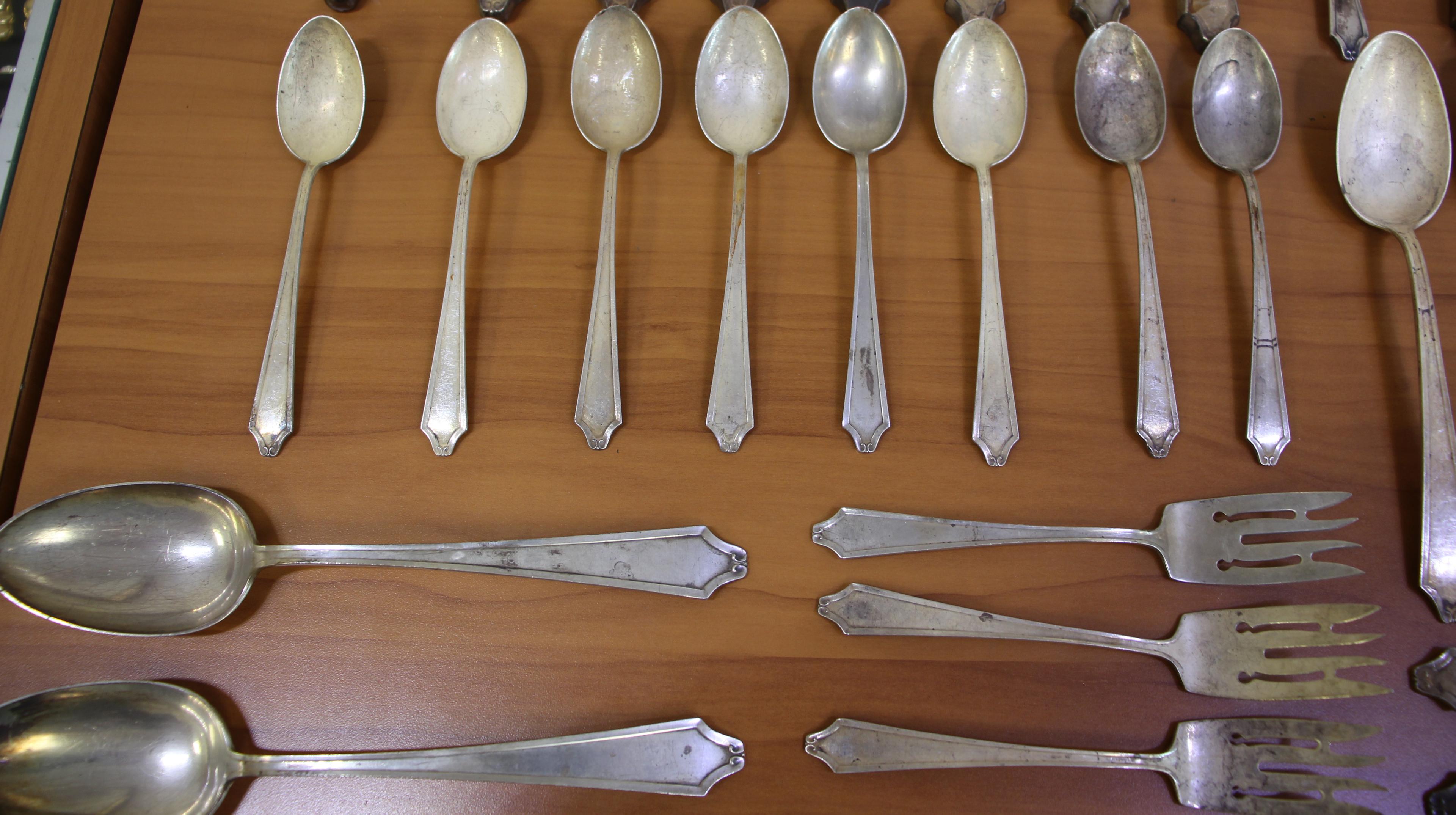 International Minuet 56 Piece Sterling Silver Flatware Set