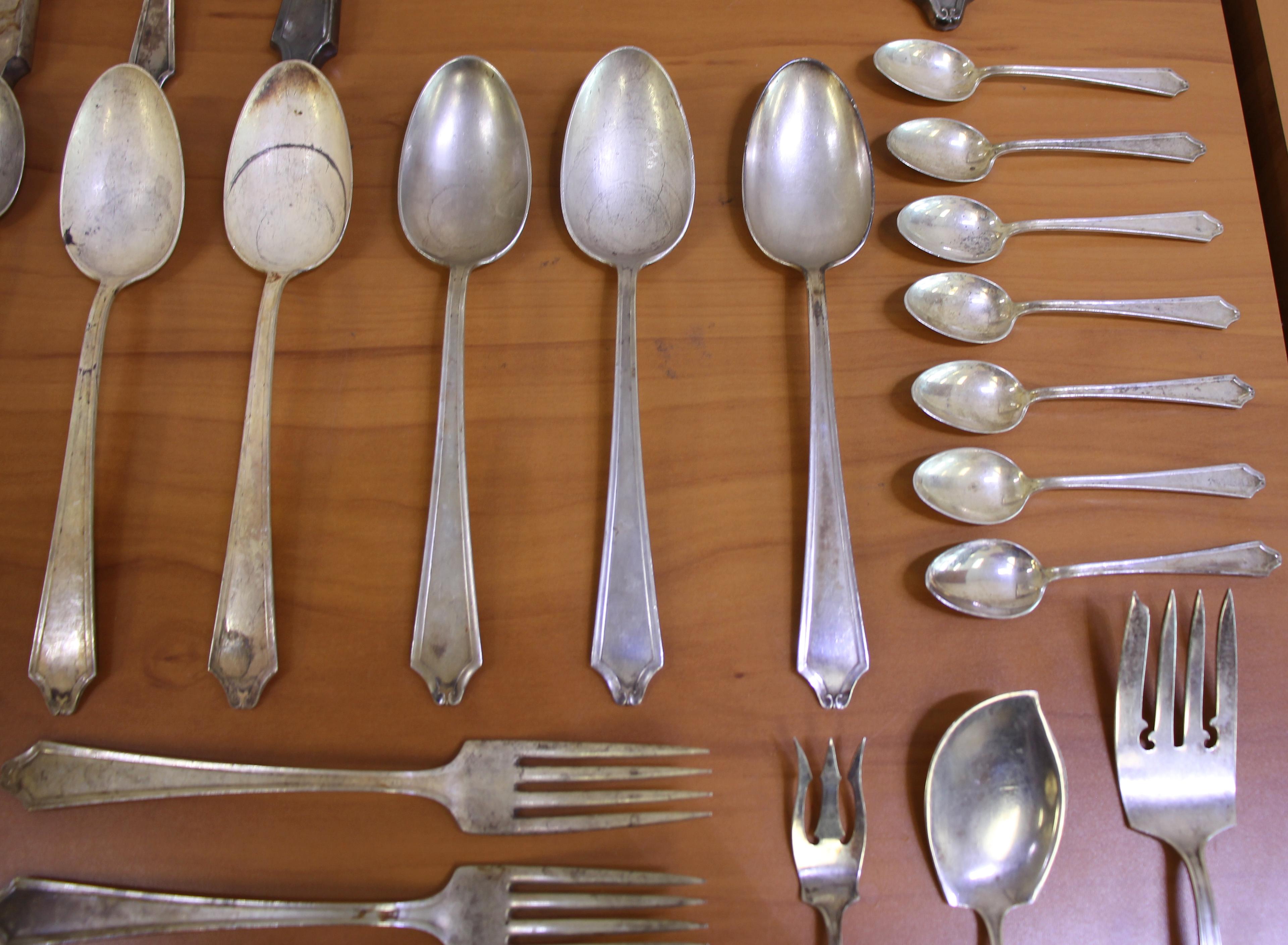 International Minuet 56 Piece Sterling Silver Flatware Set