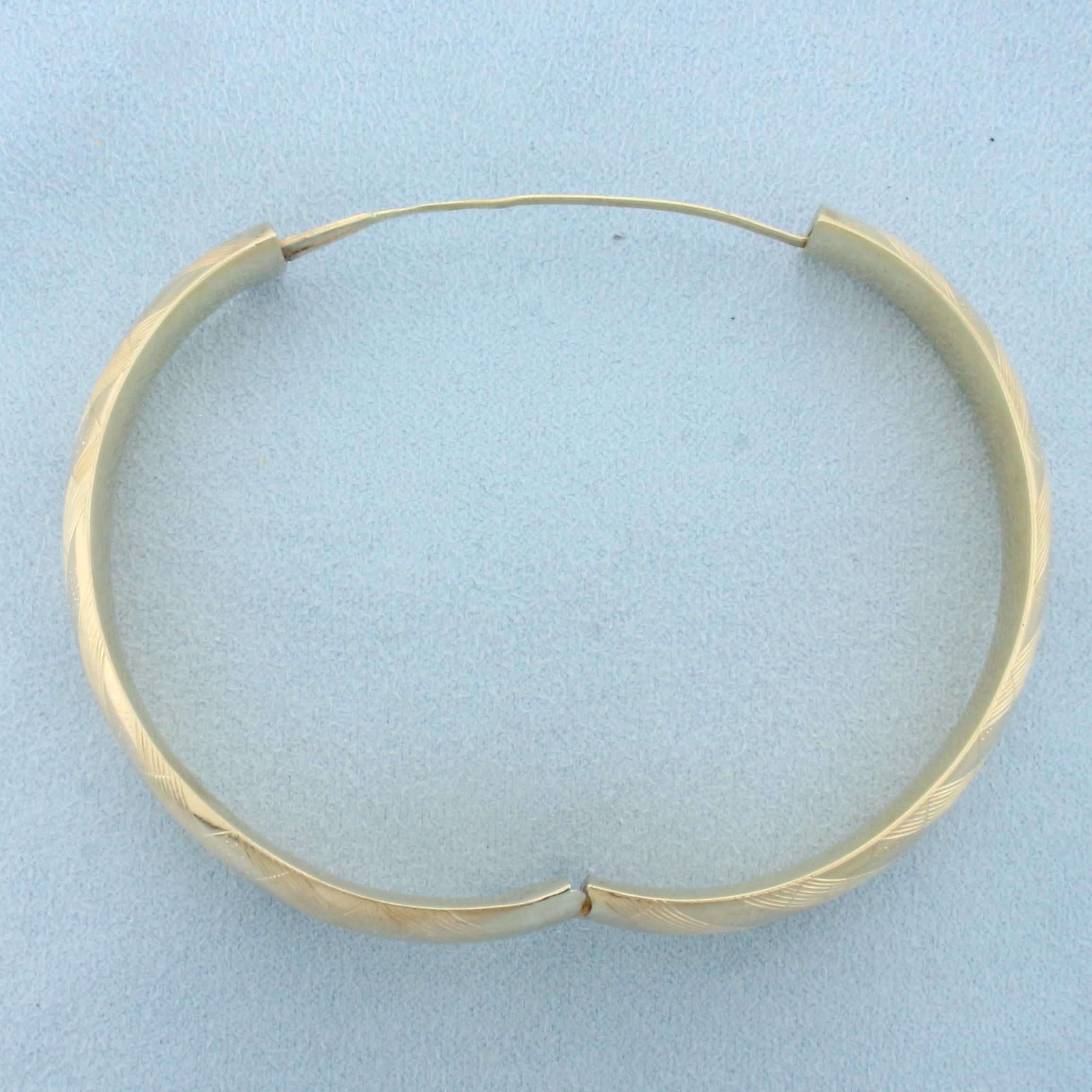 Hinged Plaid Design Bangle Bracelet In 14k Yellow Gold