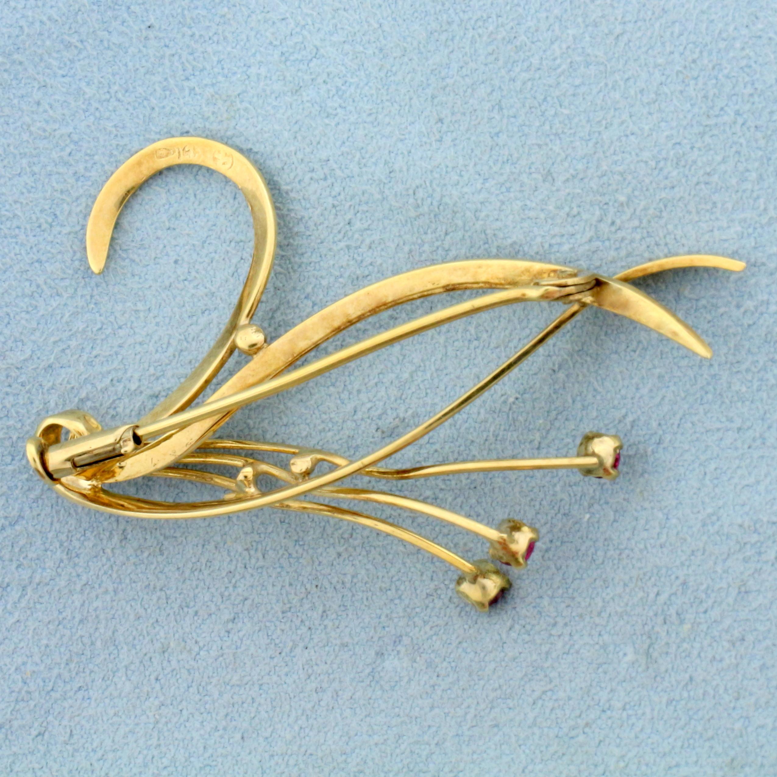 Swan Design Ruby Pin In 14k Yellow Gold