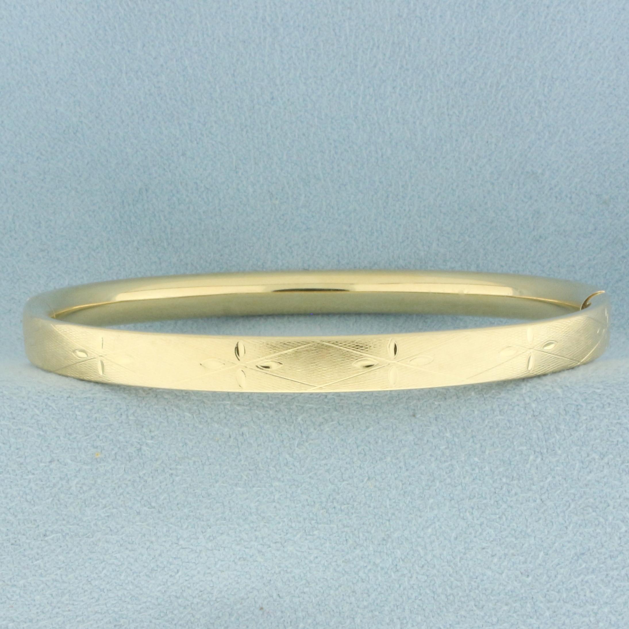 Diamond Cut Bangle Bracelet In 14k Yellow Gold