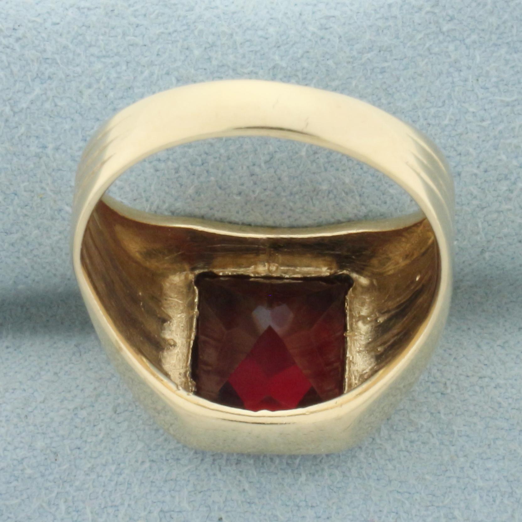 Mens Vintage Ruby Ring In 14k Yellow Gold