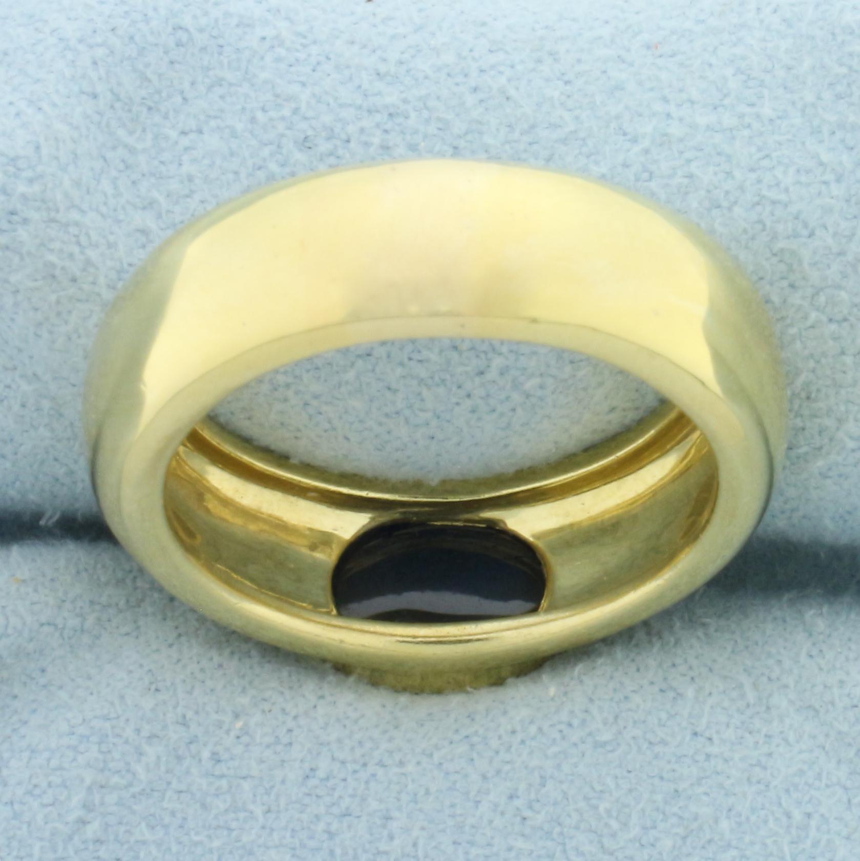 Mens Solitaire Sapphire Ring In 18k Yellow Gold