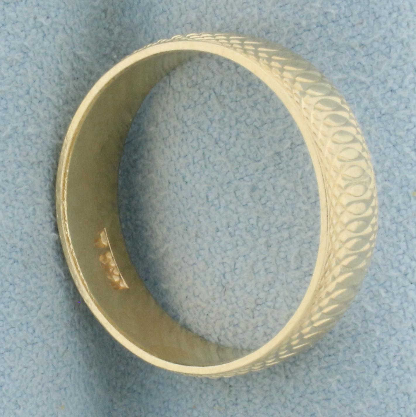Unique Overlapping Circle Design Band Ring In 14k Yellow Gold