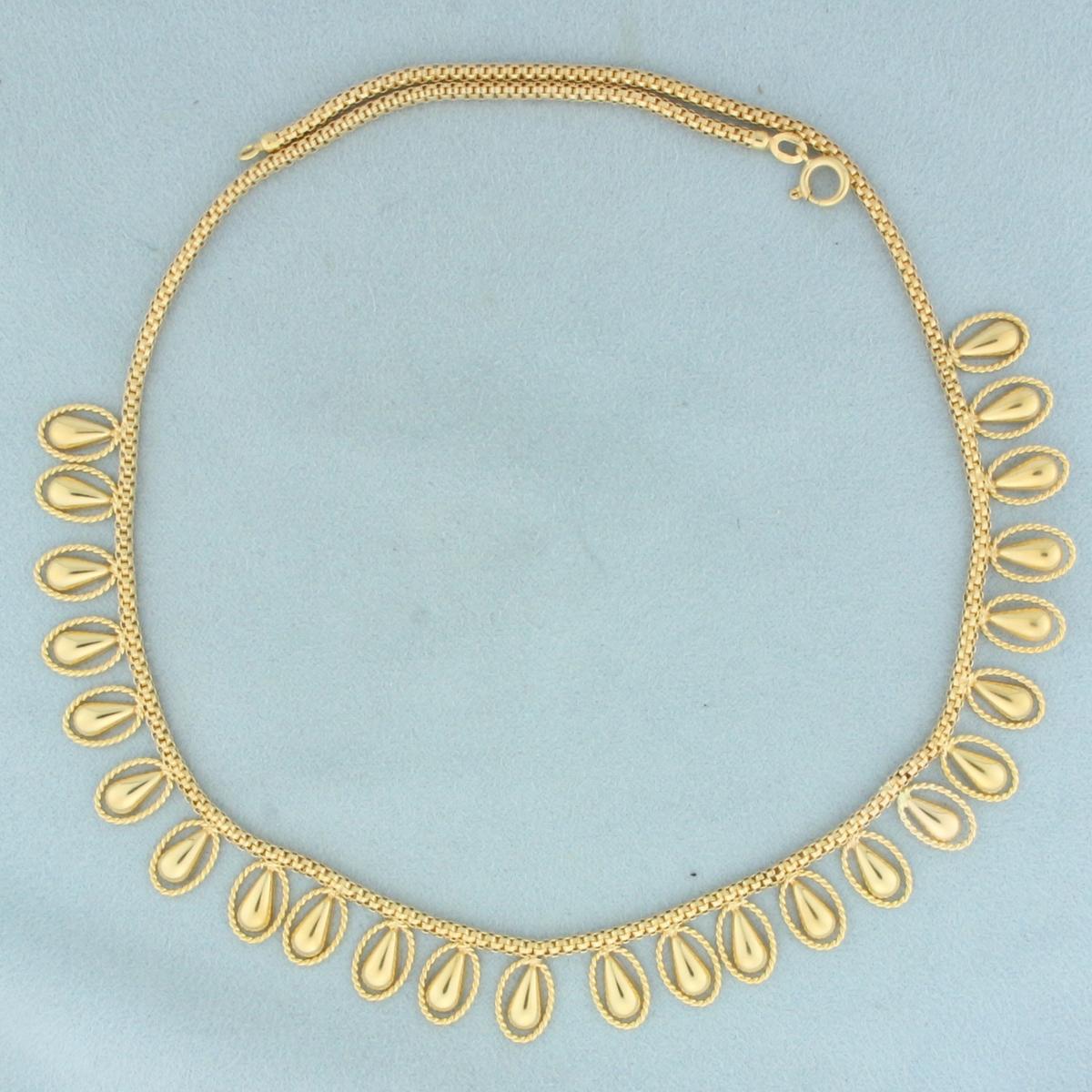 Teardrop Necklace In 18k Yellow Gold