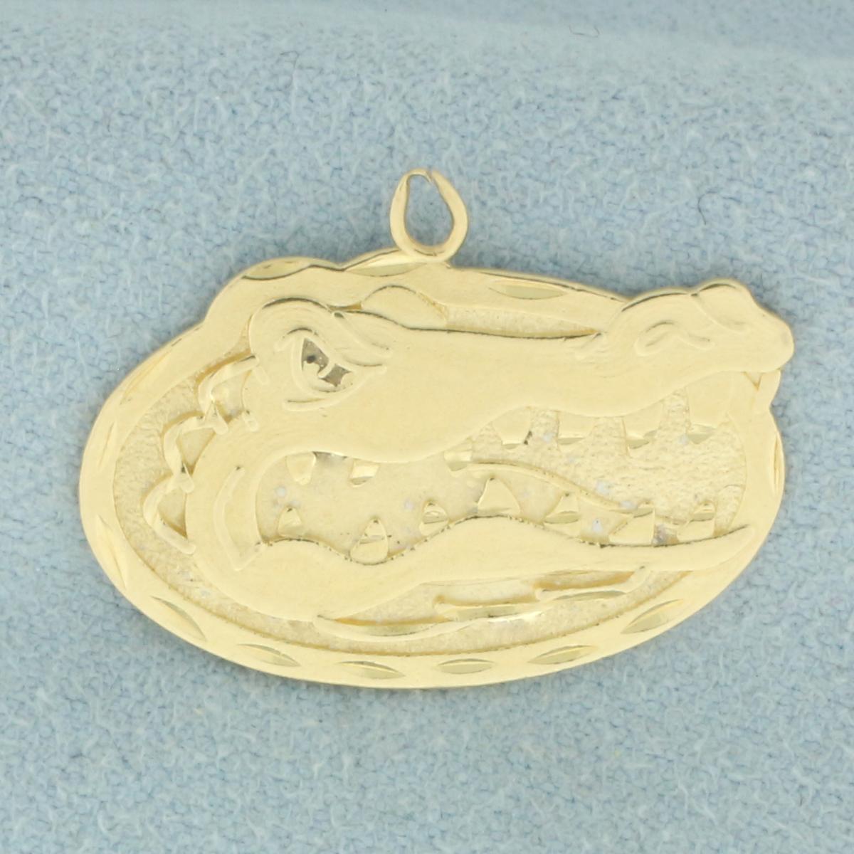 Uf Florida Gators Charm Or Pendant In 14k Yellow Gold