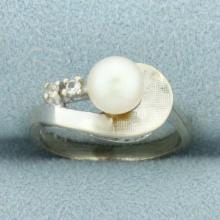 Pearl Ring In 10k White Gold