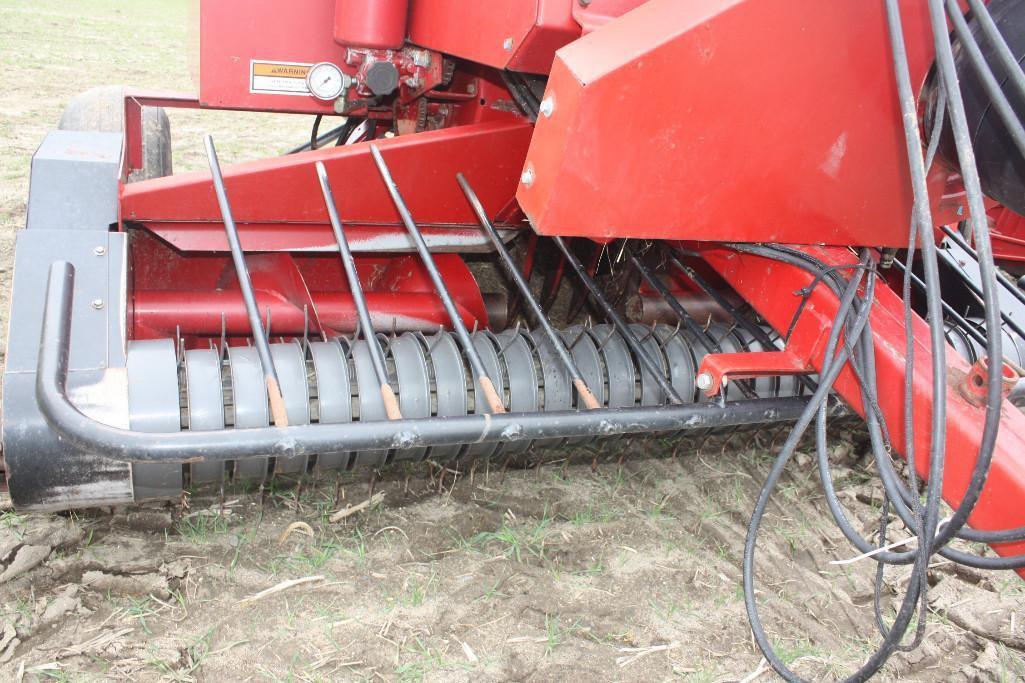 Case IH 8530 inline baler w/ 8511 belt thrower