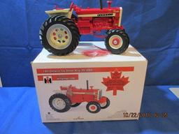 IH Farmall 1206 MFD 19th Ontario Toy Show 2004