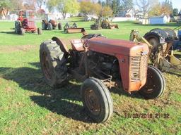 Massey Ferguson 35 Deluxe, Diesel, has multipower, a project or for parts