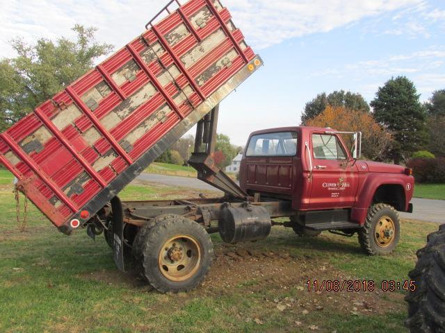 1978 F600 Truck 352 w/ 5 speed, FWD