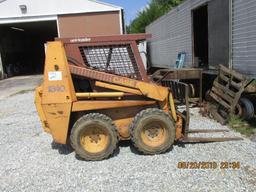 Case 1840 Skid steer, low hours, has been in shed and very nice.