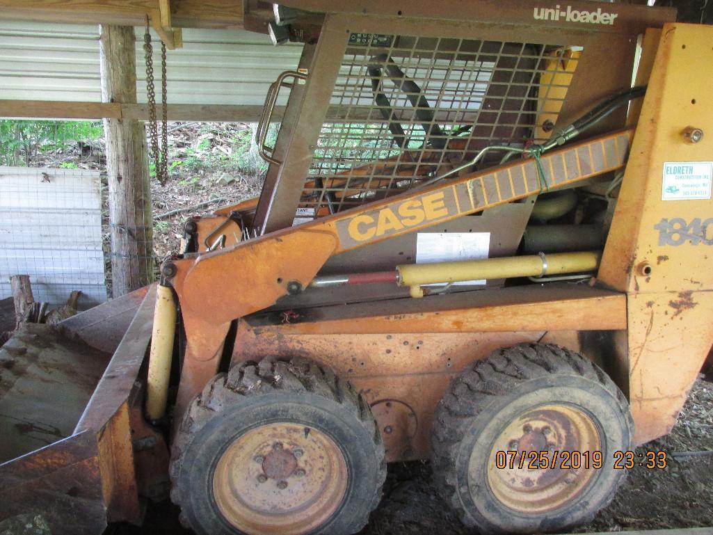 Case 1840 Skid steer, low hours, has been in shed and very nice.