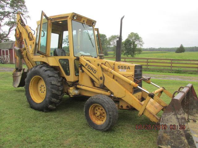 Ford 555A Loader with XL Backhoe and cab,