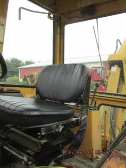 Ford 555A Loader with XL Backhoe and cab,