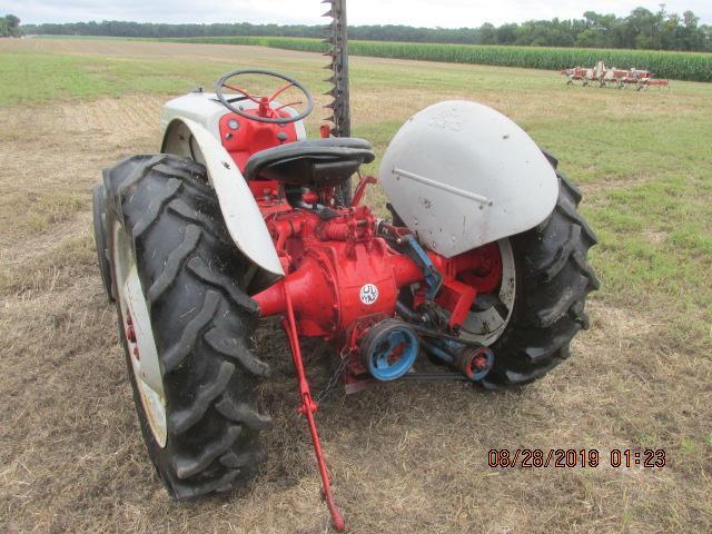 1952 Ford 8N w/ side distributor and tach, Sherman 2 speed aux and side mounted 6' sycle bar mower,