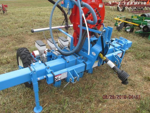 2016 Monosem 4 row planter, is same as new