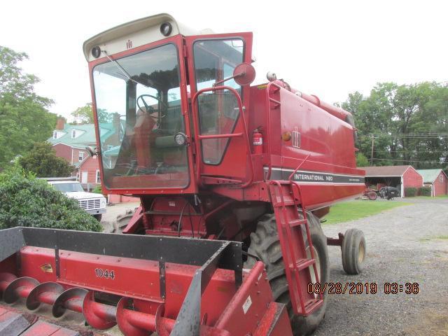 IH 1420 with 3520 engine hours, S# 5968,