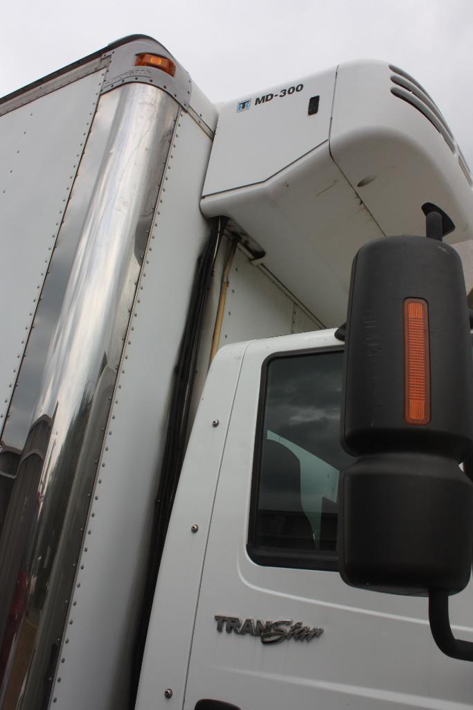 2010 International Transtar 8600, 3 axle Reefer, truck on air ride, has 222,000 total miles