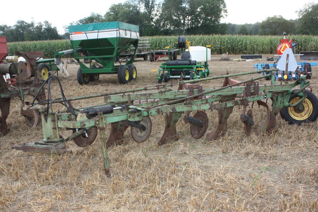 JD F145 4X 16" semi mt plow with busterbar;